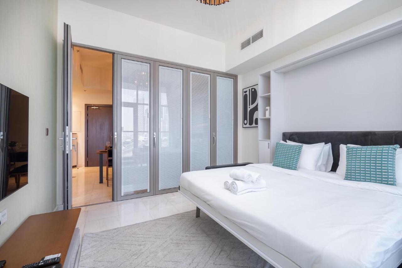 Heaven Crest Homes: Luxury Canal View With Amenities Apartment *