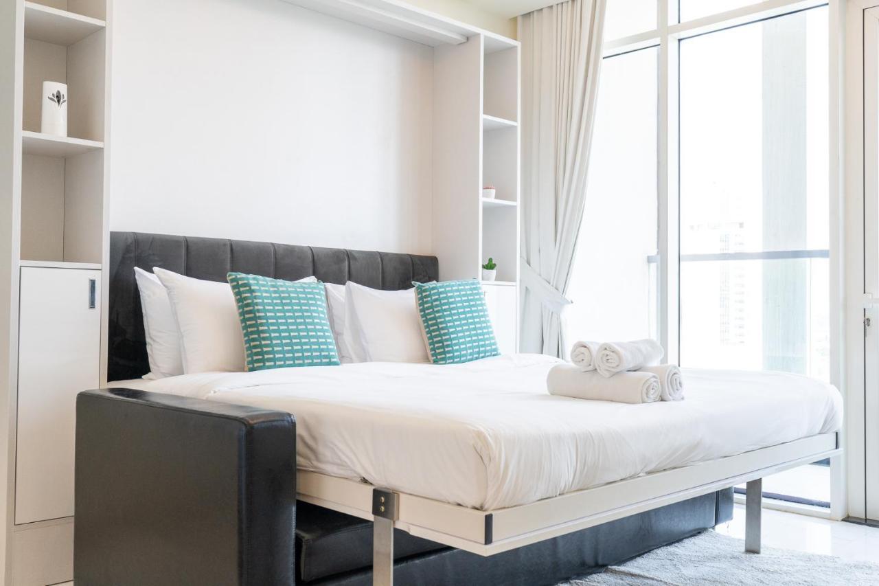 Heaven Crest Homes: Luxury Canal View With Amenities Dubai