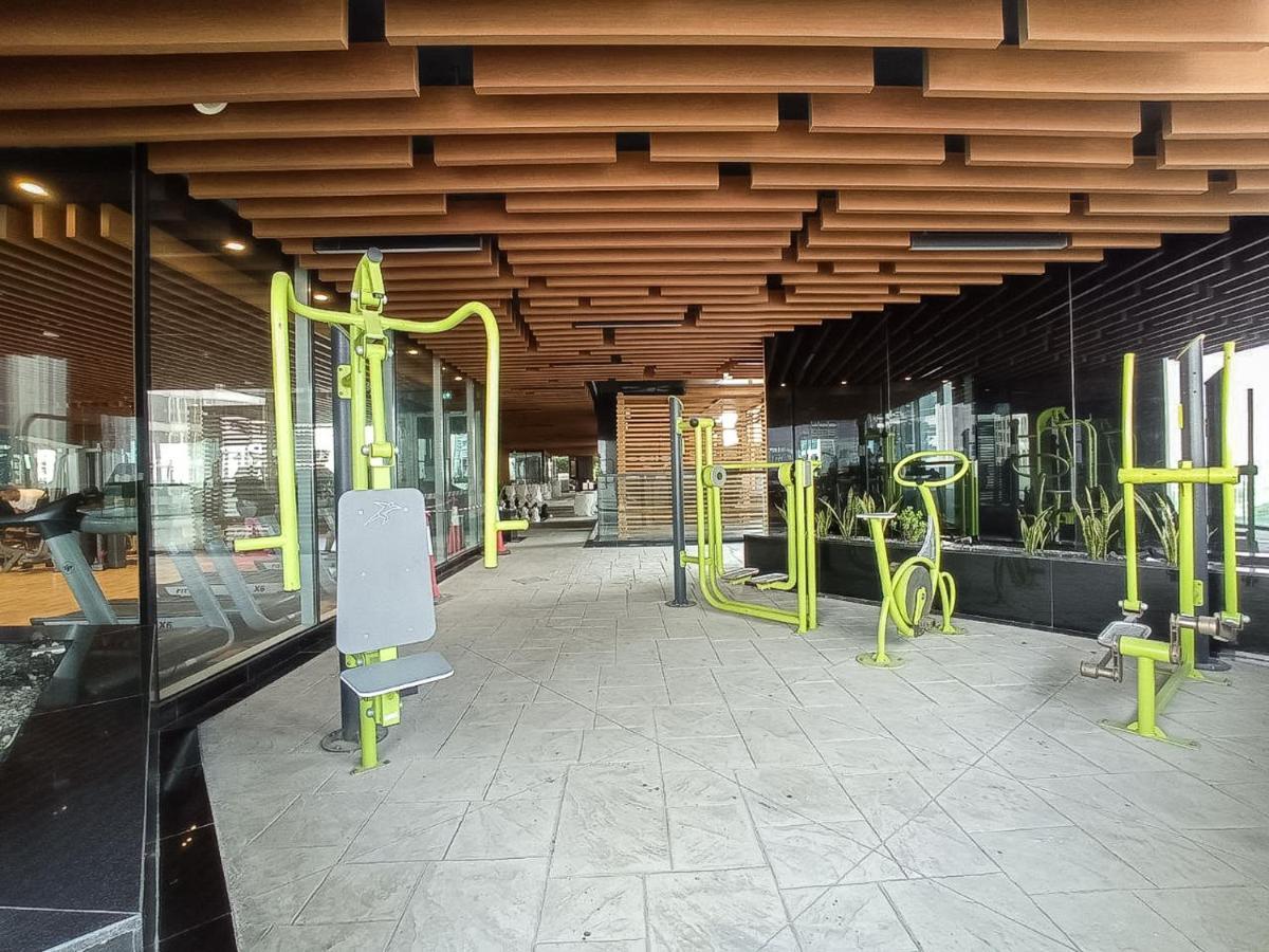 Heaven Crest Homes: Luxury Canal View With Amenities * Dubai