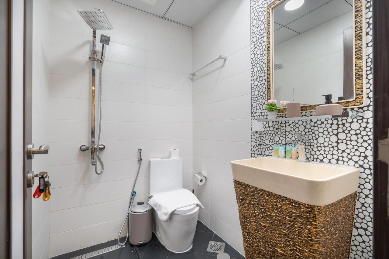 Apartment Heaven Crest Business Bay Canal View - Luxury 2 Bedroom With Free Parking, Wi-fi, Gym And Pool